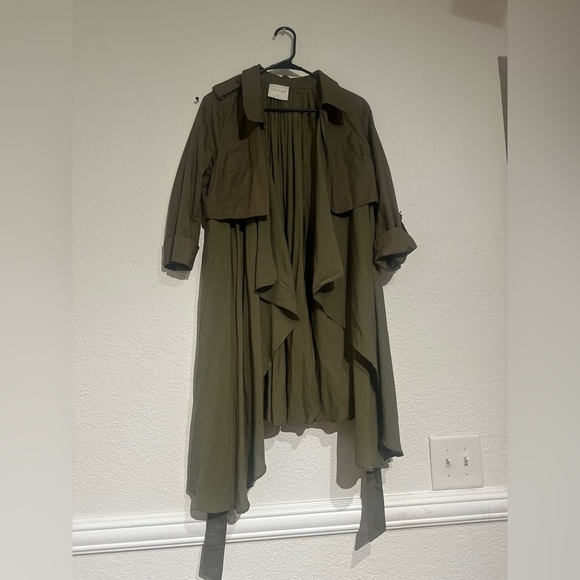 Line and Dot | Lightweight Long Coat in Olive Green size Medium - Picture 1 of 7